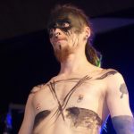 Tattoo Jam s vrhačem nožů a věšením na háky