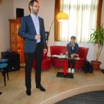 Diskuse s vrchní státní zástupkyní Lenkou Bradáčovou zaplnila Aux Café na Střelnici