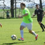 Domácí dvakrát prohrávali o tři góly, pak duel zdramatizovali