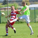 Domácí dvakrát prohrávali o tři góly, pak duel zdramatizovali
