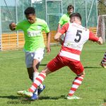 Domácí dvakrát prohrávali o tři góly, pak duel zdramatizovali