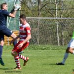 Domácí dvakrát prohrávali o tři góly, pak duel zdramatizovali