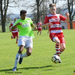 Domácí dvakrát prohrávali o tři góly, pak duel zdramatizovali