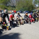Mini moto GP zahájilo u Podolského mostu