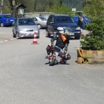 Mini moto GP zahájilo u Podolského mostu