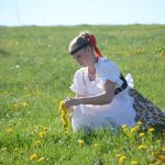 U Báby Lišků postavil máj folklorní soubor Písečan