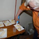 Věnečky a rakvičky v kavárně Sejdeme se na hřbitově