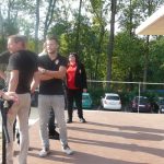 Věrní zákazníci poprvé vstoupili do nové pivovarské prodejny