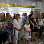Dospělí žáci malíře Teodora Buzu vystavují v plánské obřadní síni