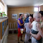 Dospělí žáci malíře Teodora Buzu vystavují v plánské obřadní síni