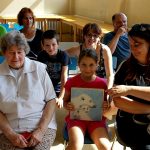 Školáci z Plané vydražili obrázky a pomohli táborskému hospici