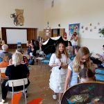 Školáci z Plané vydražili obrázky a pomohli táborskému hospici