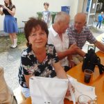 Rodáci z Nemyšle sledovali odhalení zvoničky