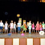 Školní akademii v Chyškách zakončila pohádka v podání žáků i učitelů