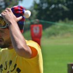 Sedličtí vědí, jak pobavit. V létě uspořádali závod v zimním sportu