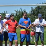 Sedličtí vědí, jak pobavit. V létě uspořádali závod v zimním sportu