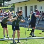 Sedličtí vědí, jak pobavit. V létě uspořádali závod v zimním sportu