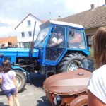 Do Chyšek se sjely motocykly, auta i traktory pro pamětníky