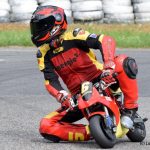 Závody malých motorek zpestřily prázdninový víkend