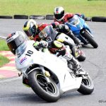 Závody malých motorek zpestřily prázdninový víkend