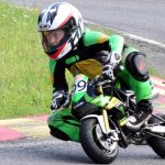 Závody malých motorek zpestřily prázdninový víkend