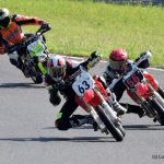 Závody malých motorek zpestřily prázdninový víkend