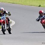 Závody malých motorek zpestřily prázdninový víkend