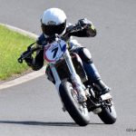 Závody malých motorek zpestřily prázdninový víkend