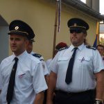 Slavnostní znovuodhalení pomníku vojenským letcům podpořila čtyřčlenná letka