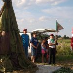 Slavnostní znovuodhalení pomníku vojenským letcům podpořila čtyřčlenná letka