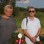 Slavnostní znovuodhalení pomníku vojenským letcům podpořila čtyřčlenná letka