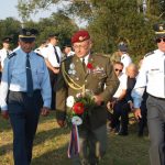 Slavnostní znovuodhalení pomníku vojenským letcům podpořila čtyřčlenná letka