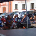 Náměstí Mikuláše z Husi v Táboře žije divadlem. Od sedmi večer zahraje soubor 20 000 Židů pod mořem