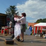 Slunce, seno, Vavřinec aneb Škopkovi versus Konopníkovi v Kraselově