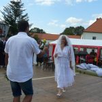 Slunce, seno, Vavřinec aneb Škopkovi versus Konopníkovi v Kraselově