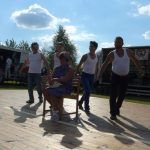 Slunce, seno, Vavřinec aneb Škopkovi versus Konopníkovi v Kraselově
