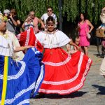 Písek tančí a zpívá v rytmu folklórních tradic