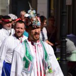 Písek tančí a zpívá v rytmu folklórních tradic