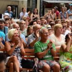 Písek tančí a zpívá v rytmu folklórních tradic