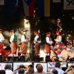Písek tančí a zpívá v rytmu folklórních tradic
