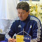 Januška přišel, rozkoukal se, dal dva góly a zvítězil