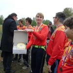 Navzdory dešti se při požárním útoku i tančilo