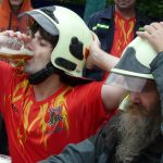 Navzdory dešti se při požárním útoku i tančilo