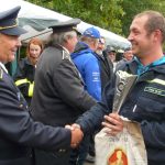 Navzdory dešti se při požárním útoku i tančilo