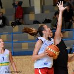 Basketbalu na náměstí nepřálo deštivé počasí
