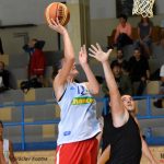 Basketbalu na náměstí nepřálo deštivé počasí