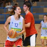 Basketbalu na náměstí nepřálo deštivé počasí