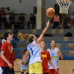 Basketbalu na náměstí nepřálo deštivé počasí