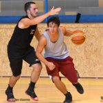 Basketbalu na náměstí nepřálo deštivé počasí