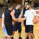 Basketbalu na náměstí nepřálo deštivé počasí